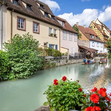 Au Coeur De La Petite Venise - *