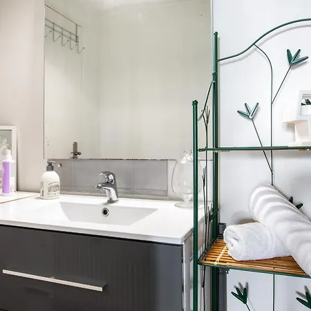 Apartment Au Coeur De La Petite Venise -