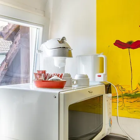 Au Coeur De La Petite Venise - Apartment *