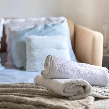 Au Coeur De La Petite Venise - Apartment *