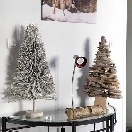 Au Coeur De La Petite Venise - *